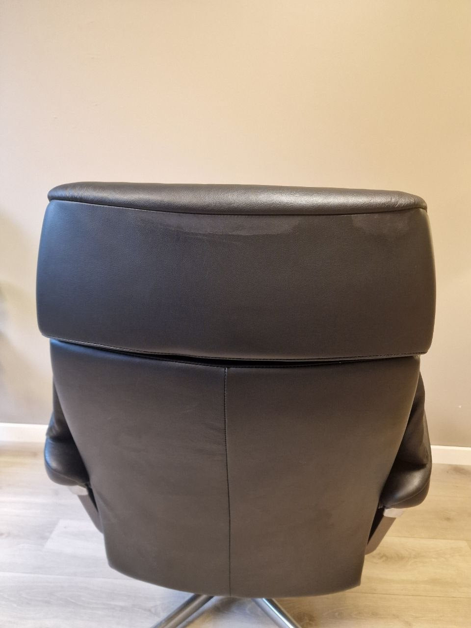 Stressless Ruby lenestol m/krakk i sort