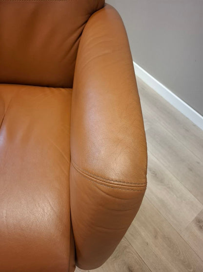 Stressless® Scott motorisert lenestol i cognac skinn