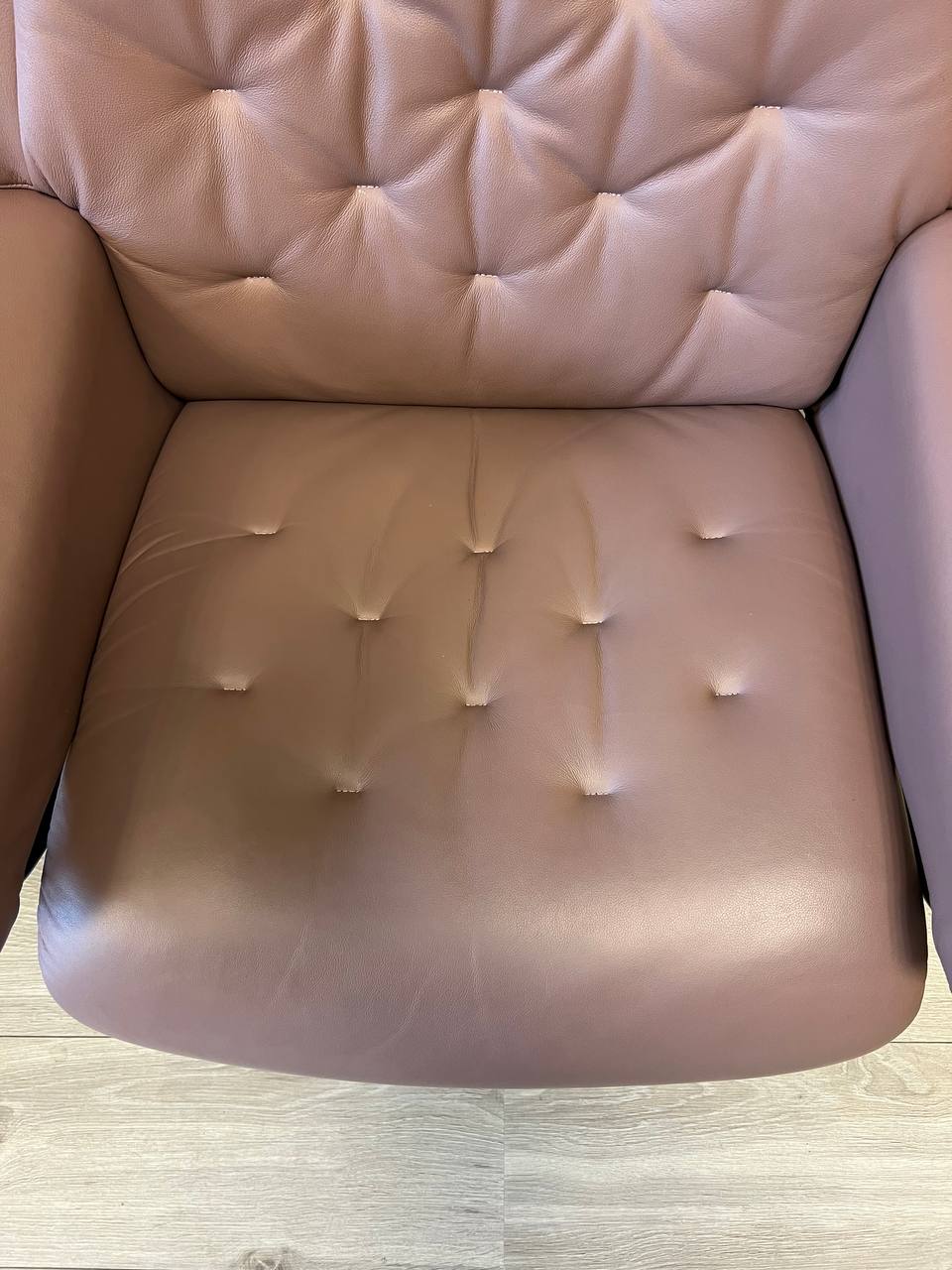 Stressless Skyline (s) lenestol m/krakk i Dusty Rose skinn