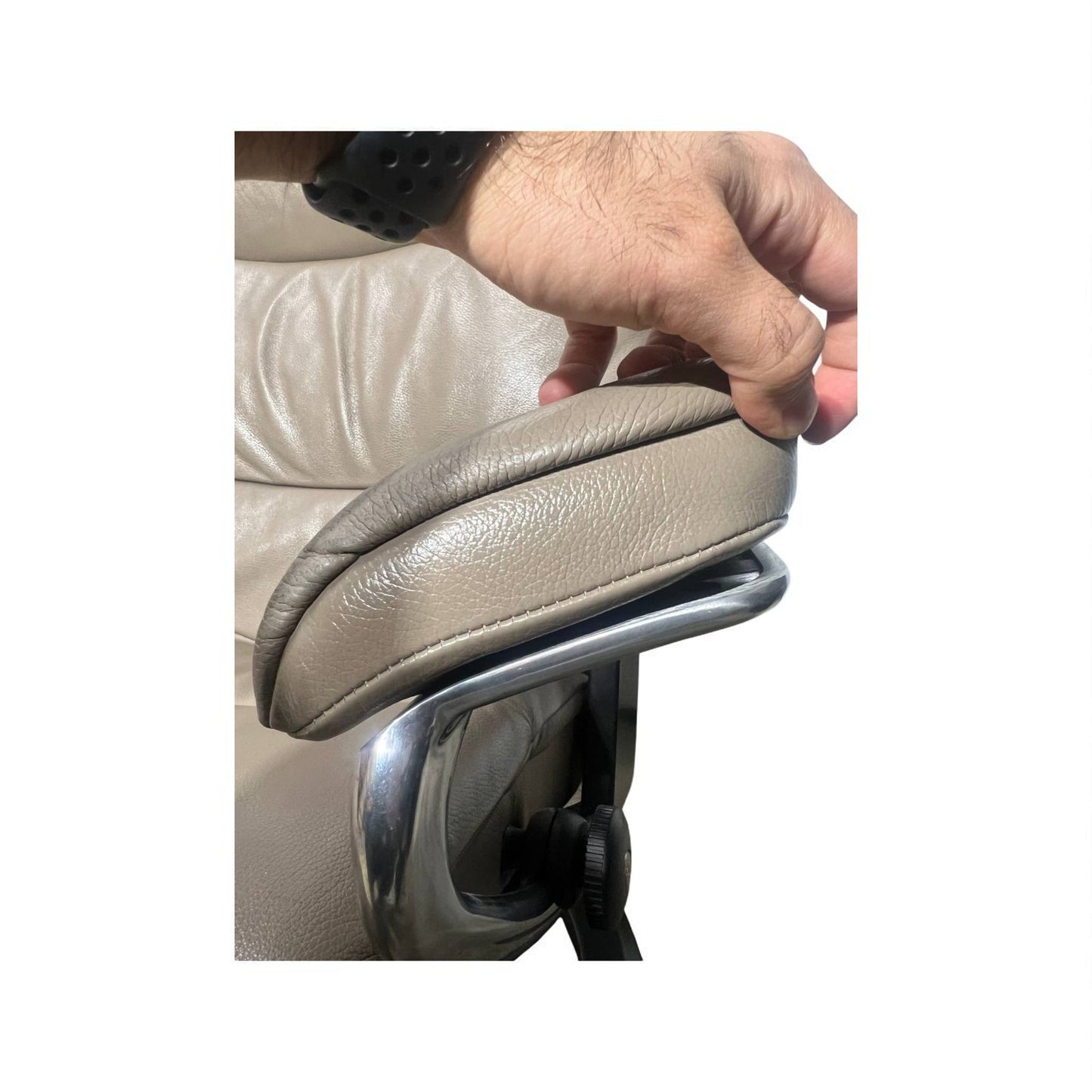 Stressless View (M) Lenestol med Krakk – Mørk Beige Skinn | MøbelGlede