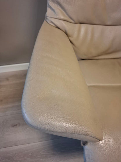 Brukt Stressless View signatur lenestol m/krakk i beige - helvisning