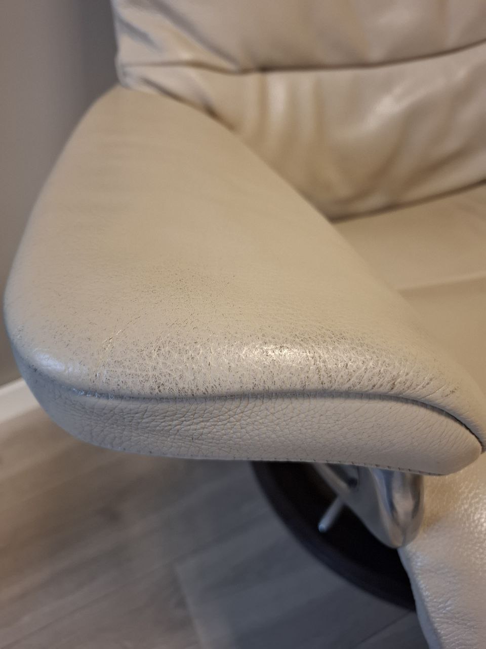 Stressless View signatur lenestol m/krakk i beige