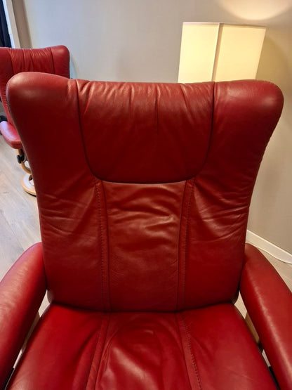 Stressless Wing (L) lenestol m/krakk i rød skinn