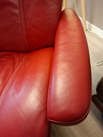 Stressless Wing (L) lenestol m/krakk i rød skinn