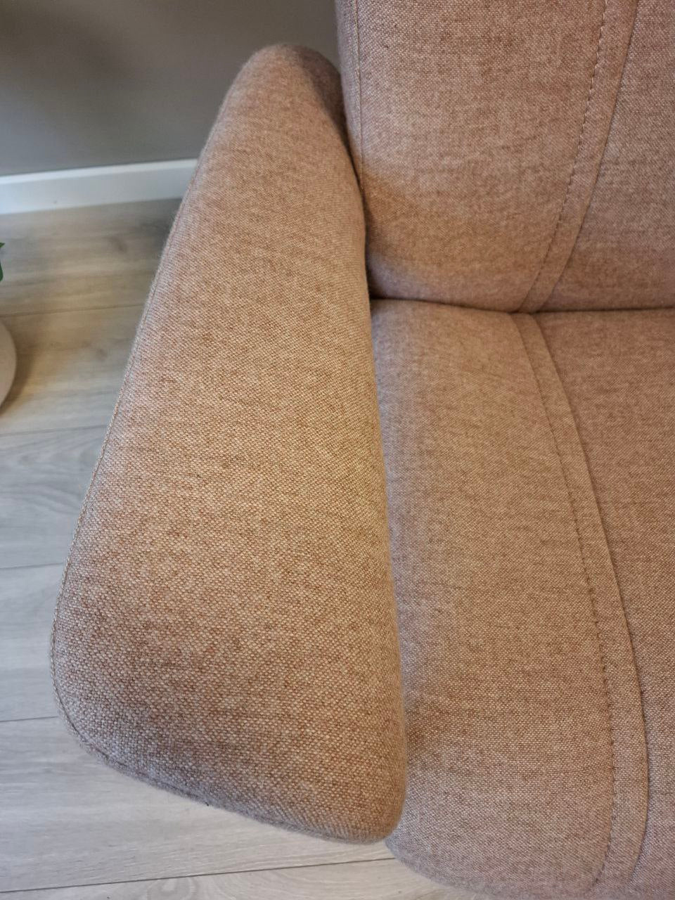Brukt Stressless Wing (M) lenestol m/krakk i rose - naerbilde