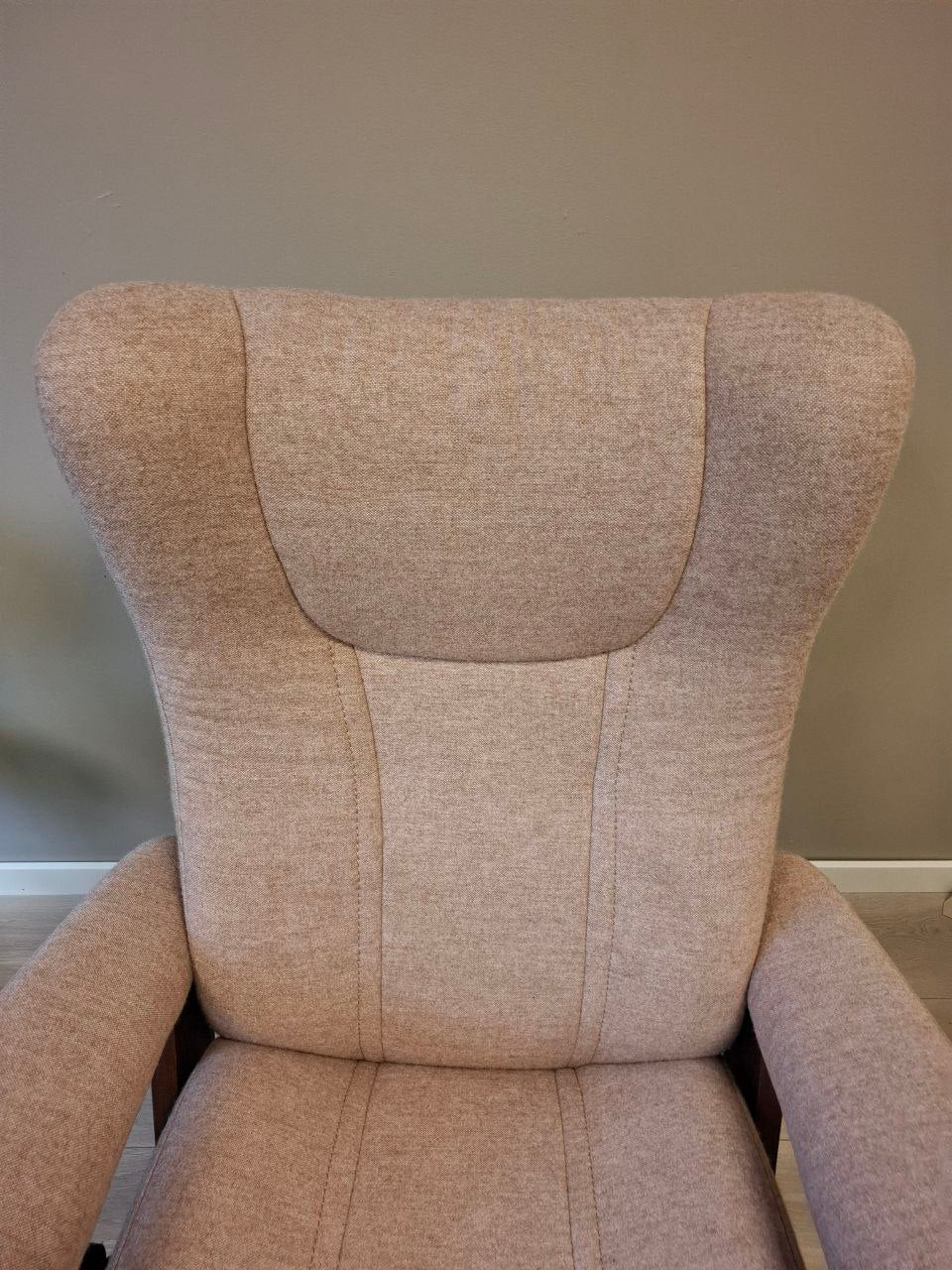 Stressless Wing (M) lenestol m/krakk i rose