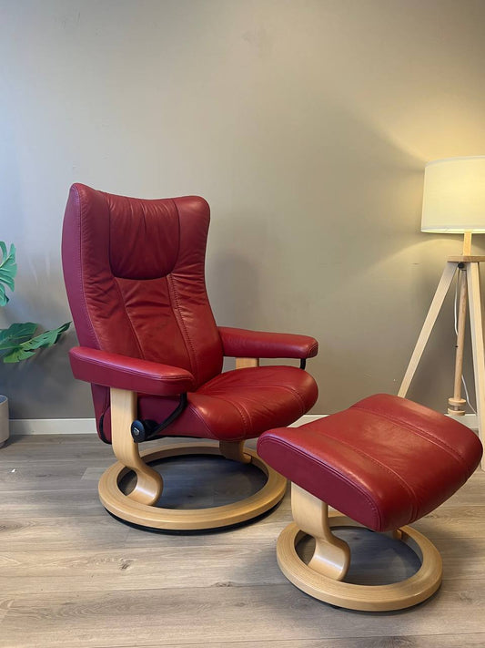 Stressless Wing (M) lenestol m/krakk i rød skinn