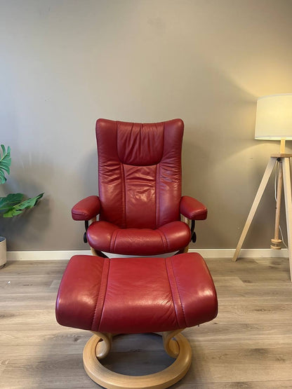 Stressless Wing (M) lenestol m/krakk i rød skinn