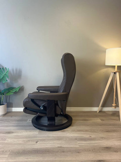 Stressless Wing Power (M) Leg&Back elektrisk lenestol Brunt skinn med batteri