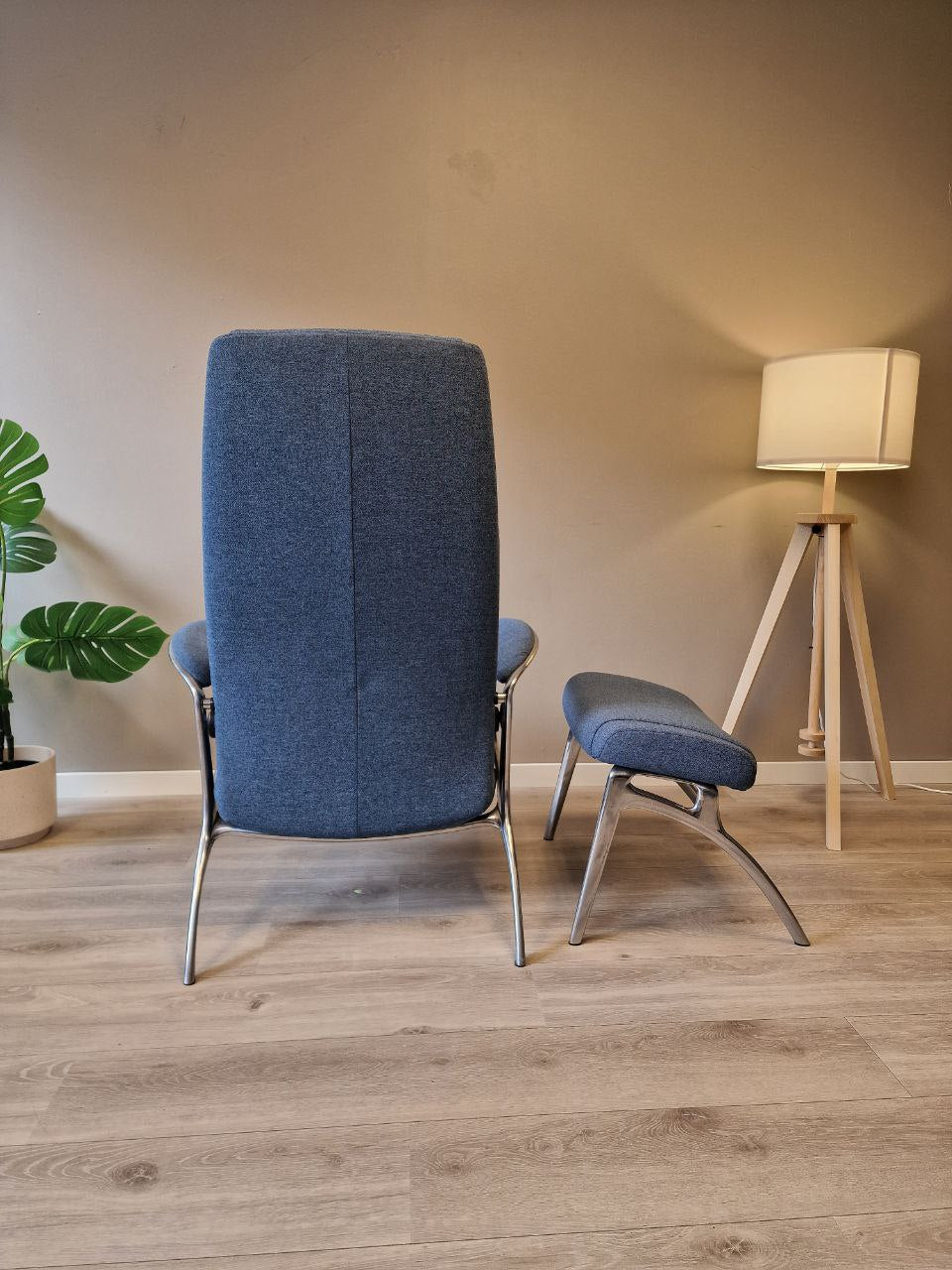 Brukt Stressless You James lenestol m/krakk i blå - detaljbilde understell
