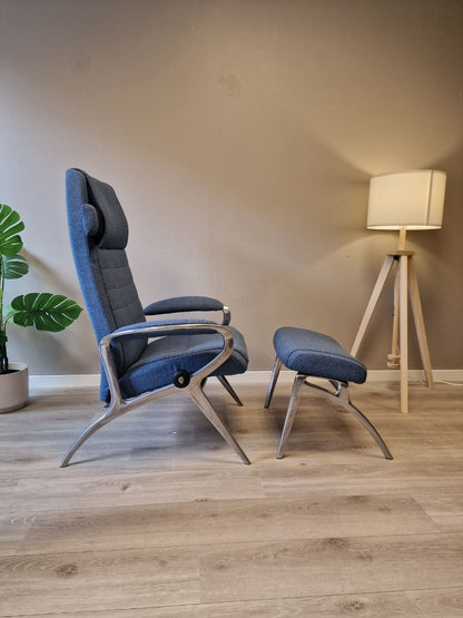 Brukt Stressless You James lenestol m/krakk i blå - bakvisning